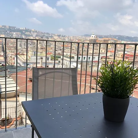 South Hands Konukevi