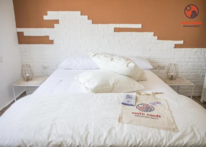 South Hands 4* Νάπολη