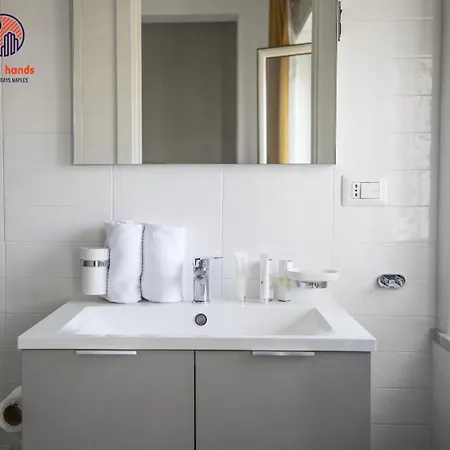 South Hands Guest house *